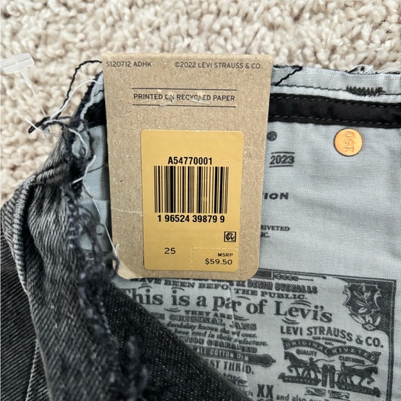 Women’s Jean shorts - Picture 3 of 3